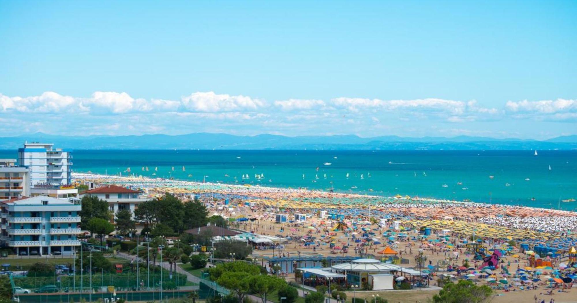 Cozy With Swimming Pool - Beahost Bibione