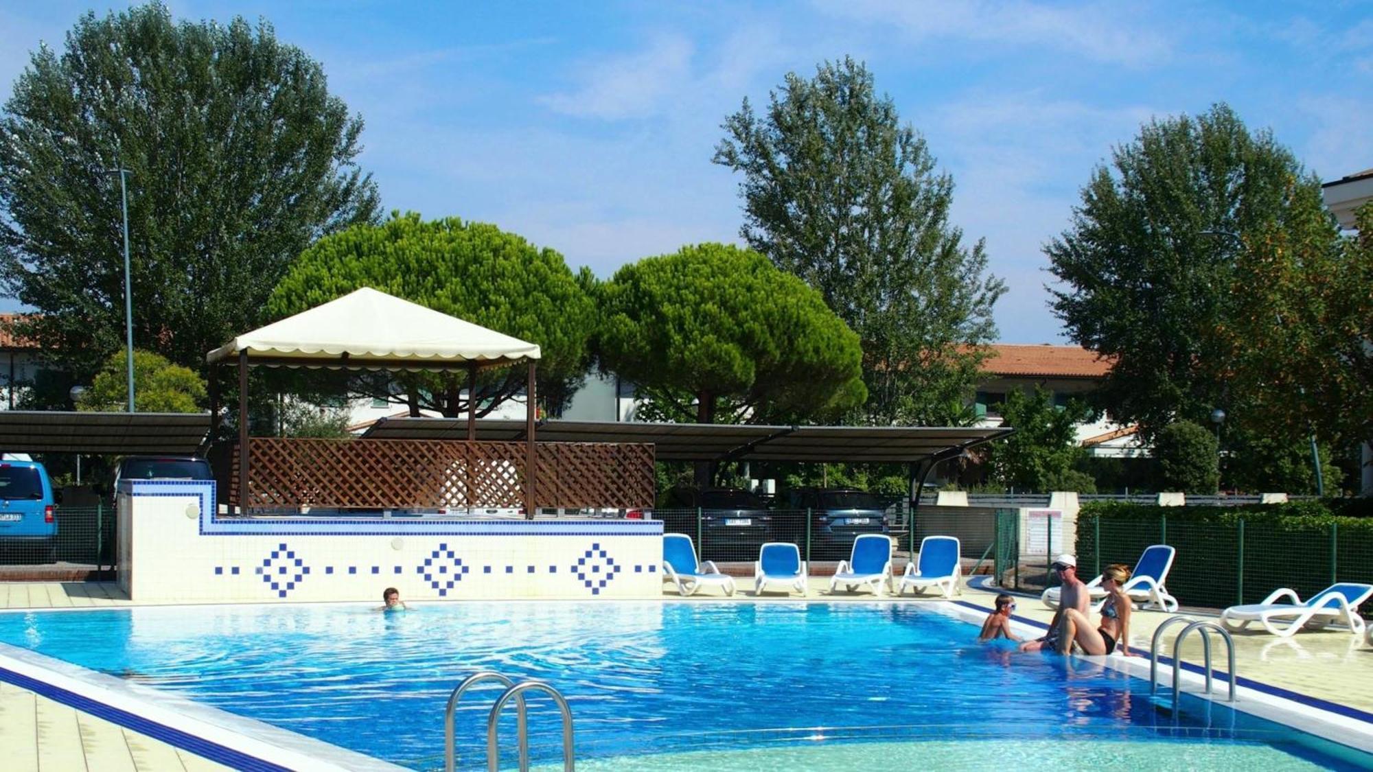 Cozy With Swimming Pool - Beahost Appartamento Bibione